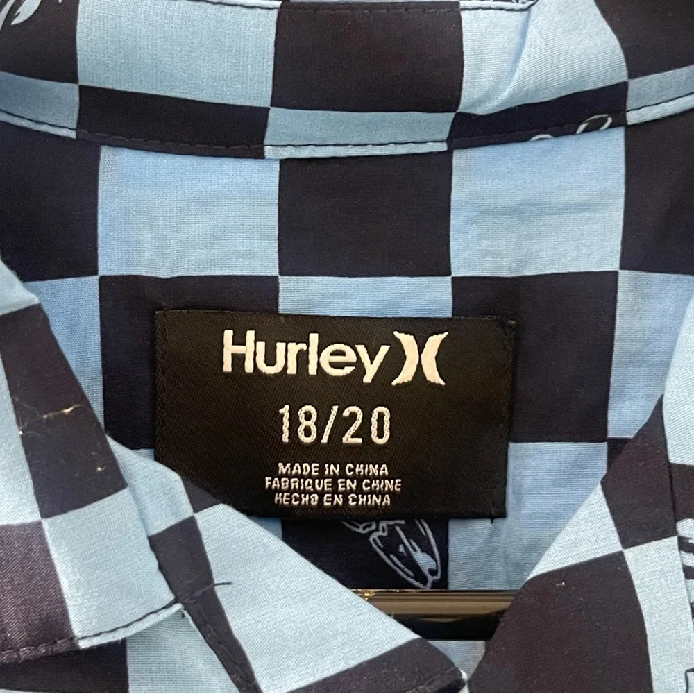 NWT Hurley Blue Checkered Short Sleeve‎ Button up  Boy’s Shirt Size 18-20